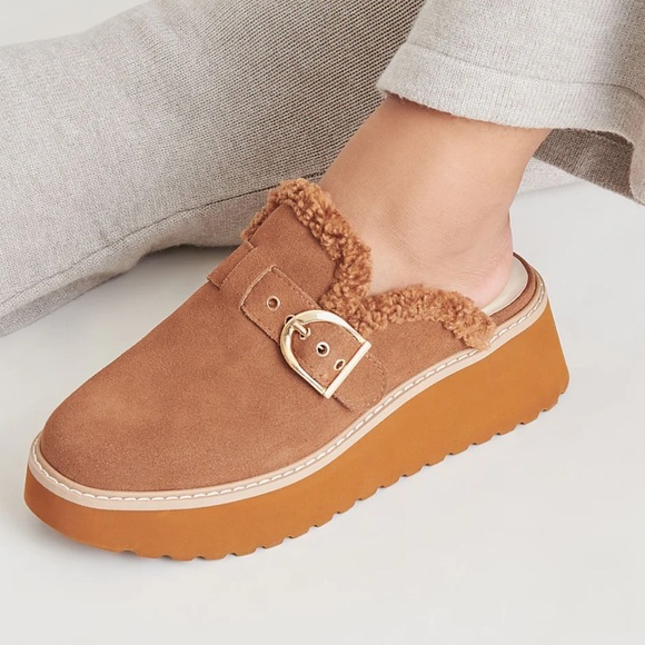 NWOB Dolce Vita Lelani Plush Flats Pecan Suede platform Mules faux fur lined 8.5 - Picture 1 of 14